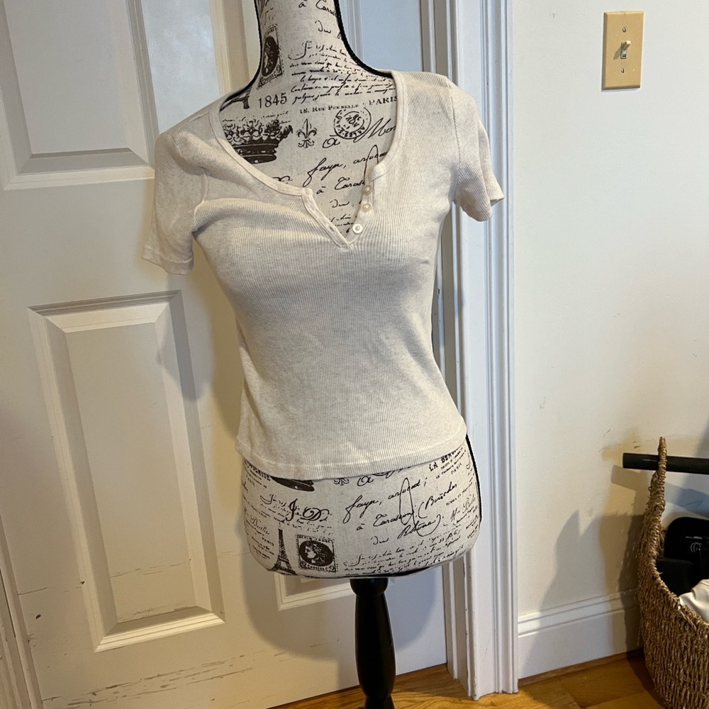 Brandy Melville Off-White Ribbed Henley